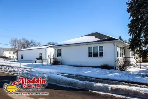1046 Riverview Ave, Bismarck, ND 58504 photo 1