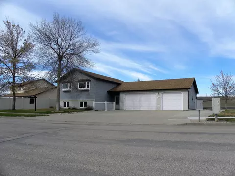 3112 E Capitol Ave, Bismarck, ND 58501 photo 1