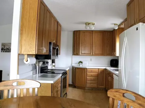 3112 E Capitol Ave, Bismarck, ND 58501 photo 14