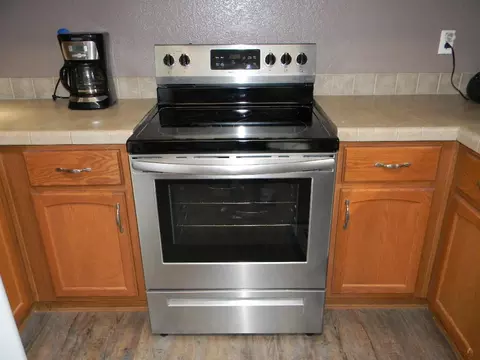 3801 N Valley Loop, Bismarck, ND 58503 photo 7