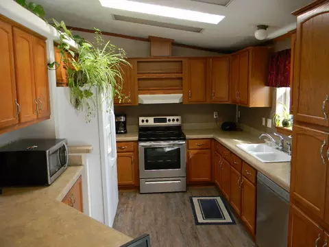 3801 N Valley Loop, Bismarck, ND 58503 photo 4