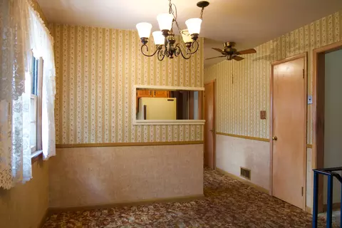 1313 Apache St, Bismarck, ND 58501 photo 5