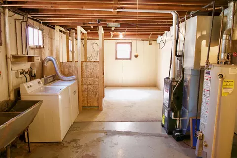 1313 Apache St, Bismarck, ND 58501 photo 10
