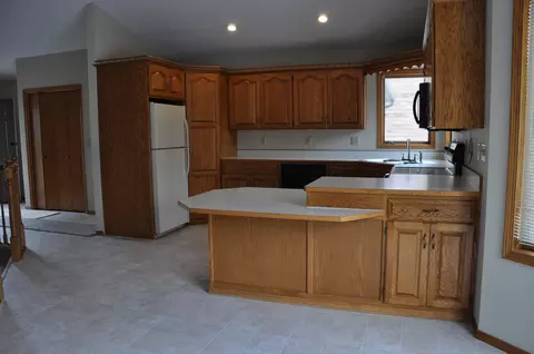 224 Wachter Ave, Bismarck, ND 58504 photo 13