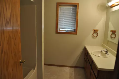 224 Wachter Ave, Bismarck, ND 58504 photo 29