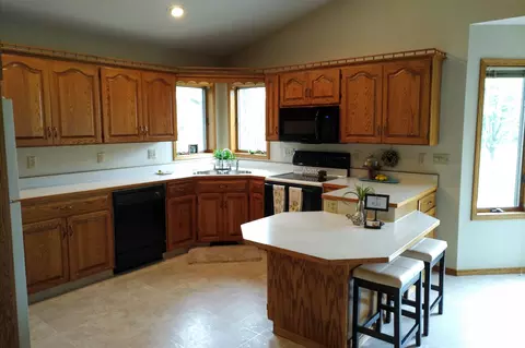 224 Wachter Ave, Bismarck, ND 58504 photo 6