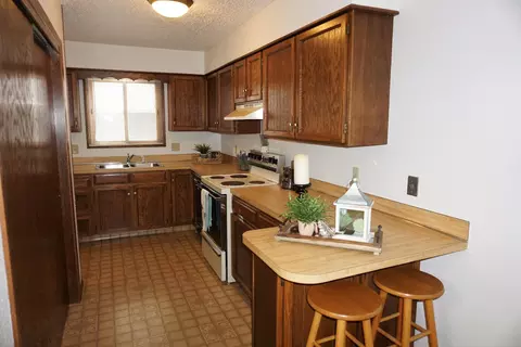 2907 Warwick Loop, Bismarck, ND 58504 photo 2