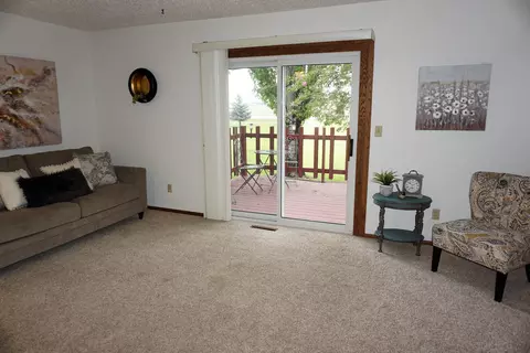 2907 Warwick Loop, Bismarck, ND 58504 photo 9