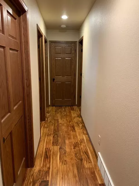 6355 Edgerly Ln, Lincoln, ND 58504 photo 9