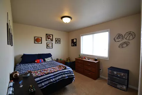 2451 Pointe Loop, Bismarck, ND 58503 photo 34