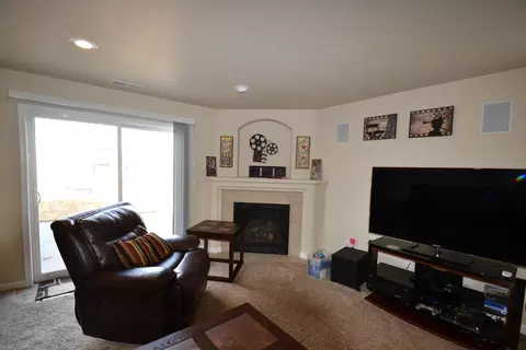 2451 Pointe Loop, Bismarck, ND 58503 photo 15