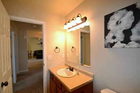 2451 Pointe Loop, Bismarck, ND 58503 photo 37