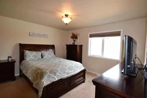 2451 Pointe Loop, Bismarck, ND 58503 photo 7