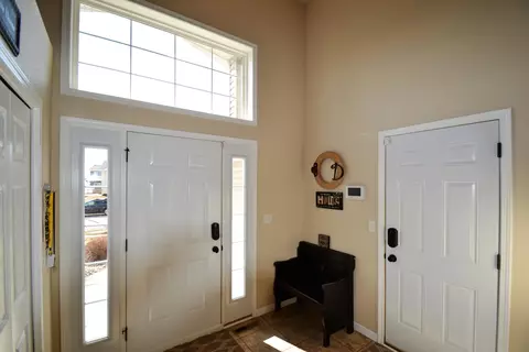 2451 Pointe Loop, Bismarck, ND 58503 photo 27