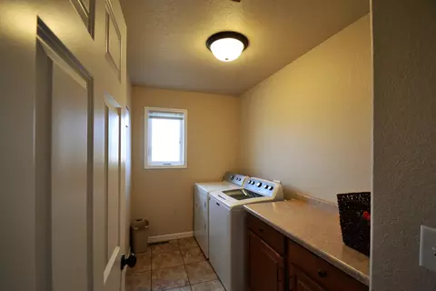 2451 Pointe Loop, Bismarck, ND 58503 photo 10