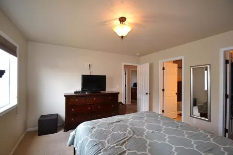 2451 Pointe Loop, Bismarck, ND 58503 photo 39
