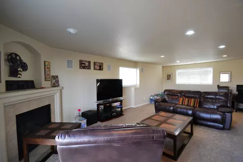 2451 Pointe Loop, Bismarck, ND 58503 photo 16
