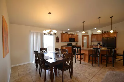 2451 Pointe Loop, Bismarck, ND 58503 photo 31