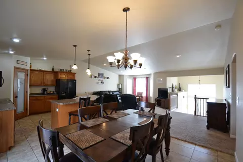 2451 Pointe Loop, Bismarck, ND 58503 photo 5