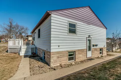 802 2nd Ave NW, Mandan, ND 58554 photo 25