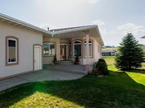1982 Mesquite Loop, Bismarck, ND 58503 photo 1