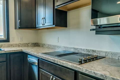 501 Boston Cir, Bismarck, ND 58504 photo 8