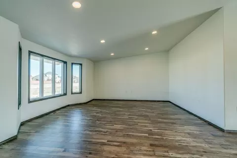 501 Boston Cir, Bismarck, ND 58504 photo 14
