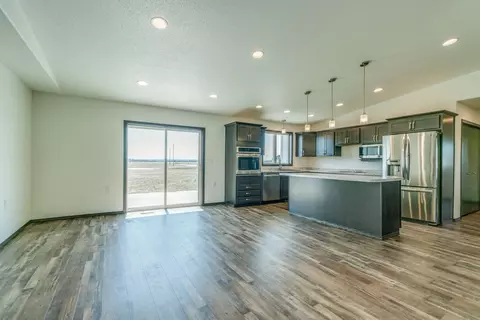 501 Boston Cir, Bismarck, ND 58504 photo 10