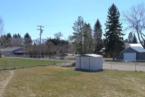 423 Mclean Ave, Wilton, ND 58579 photo 34
