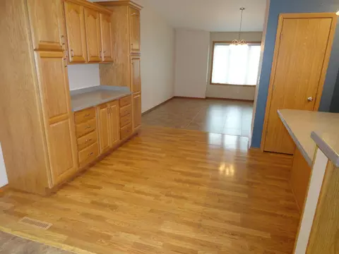 3201 Devon Dr, Bismarck, ND 58504 photo 8