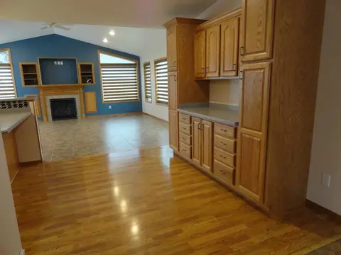 3201 Devon Dr, Bismarck, ND 58504 photo 10