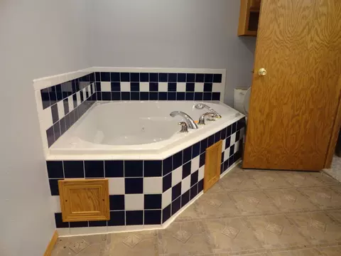 3201 Devon Dr, Bismarck, ND 58504 photo 19