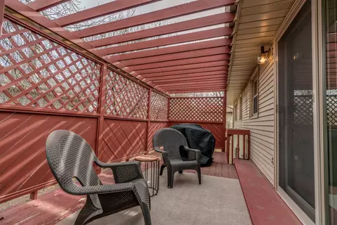 1527 E Omaha Dr, Bismarck, ND 58504 photo 38