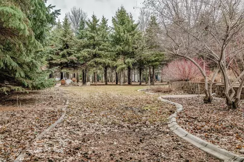 9546 Forest Dr, Bismarck, ND 58503 photo 55