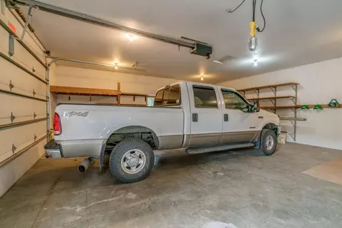 9546 Forest Dr, Bismarck, ND 58503 photo 52