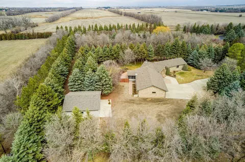 9546 Forest Dr, Bismarck, ND 58503 photo 40