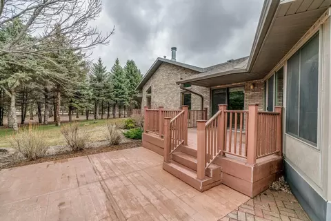 9546 Forest Dr, Bismarck, ND 58503 photo 57