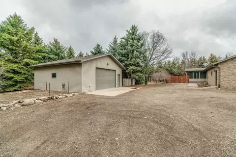 9546 Forest Dr, Bismarck, ND 58503 photo 51