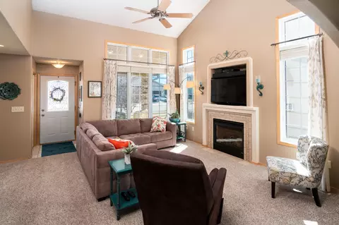 3308 Thunderbird Ln, Bismarck, ND 58503 photo 28
