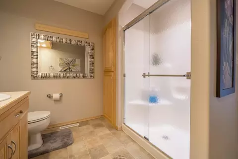 3308 Thunderbird Ln, Bismarck, ND 58503 photo 20