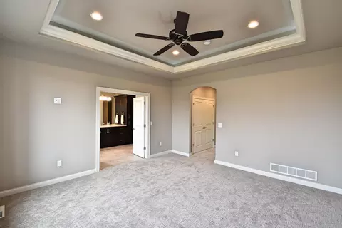 1004 Community Loop, Bismarck, ND 58503 photo 13