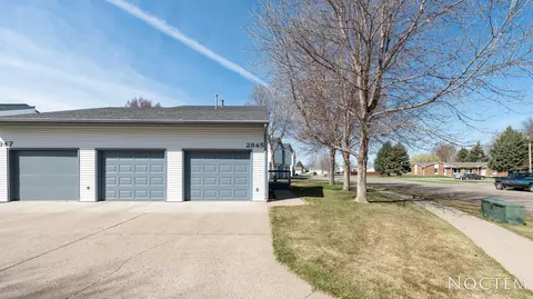 2845 Warwick Loop, Bismarck, ND 58504 photo 25