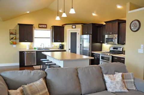 2025 Pebbleview Loop, Bismarck, ND 58501 photo 6