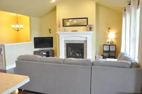 2025 Pebbleview Loop, Bismarck, ND 58501 photo 17