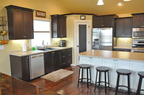 2025 Pebbleview Loop, Bismarck, ND 58501 photo 11