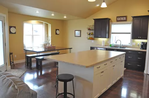 2025 Pebbleview Loop, Bismarck, ND 58501 photo 9