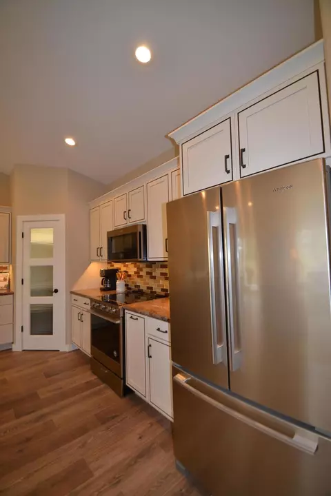 415 Buckskin Loop, Bismarck, ND 58503 photo 13