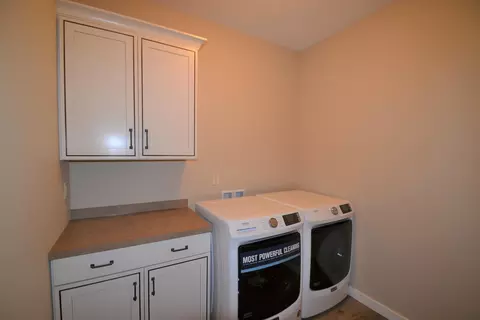415 Buckskin Loop, Bismarck, ND 58503 photo 7