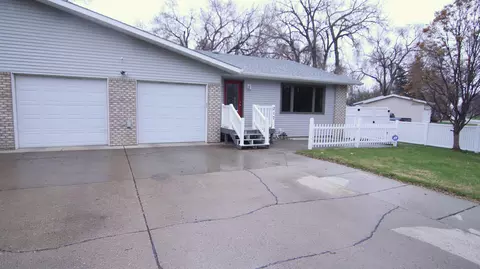 217 Riverside Park Rd, Bismarck, ND 58504 photo 22