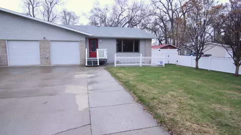217 Riverside Park Rd, Bismarck, ND 58504 photo 23